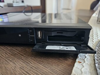 Predám TV Satelitný prijímač - 4