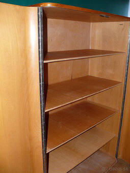 2 starožitné skrine - 4