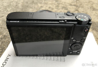 Sony Cyber Shot DSC-RX100M3 - 4