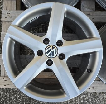 ORIGINÁL VW HLINÍKOVÉ DISKY 5x112 R17 - 4