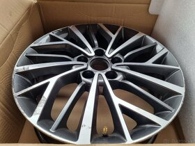 Hyundai tuscon disky r18 original - 4