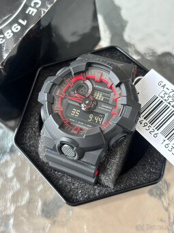 Casio G-Shock GA-700 - 4
