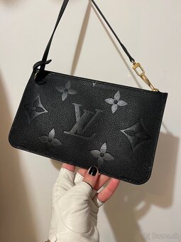 Louis Vuitton kožená čierna originál pochette , clutch - 4