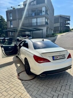Mercedes-Benz CLA 180 coupe 1.6 turbo - 4