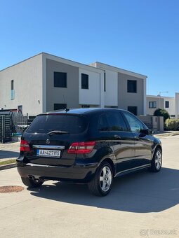 Mercedes-Benz B170 - 4