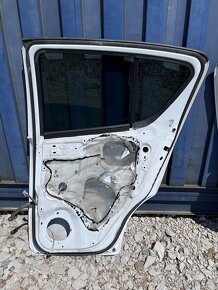 Suzuki Splash 2009 automat na náhradne diely - 4