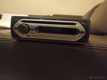 Predám autorádio SONY CDX-GT20 - 4
