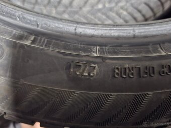 245/45r18 - 4