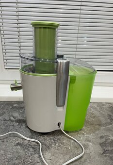 Odšťavovač Bosch MES25G0 700w - 4