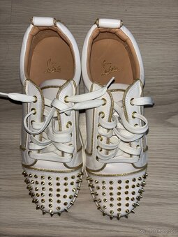 Christian Louboutin - 4