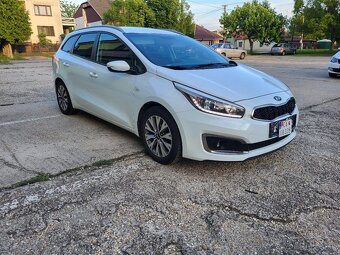 Kia ceed sw - 4