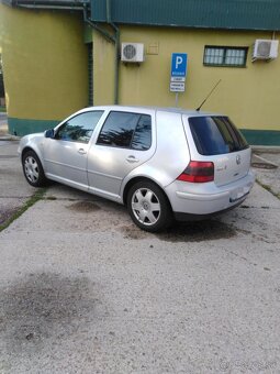 Golf 4 - 4