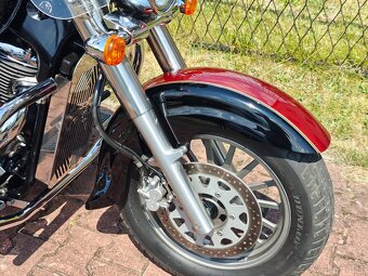 Suzuki C 800 Intruder - 4