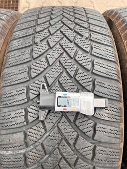 235/55R19 Bridgestone zimne - 4