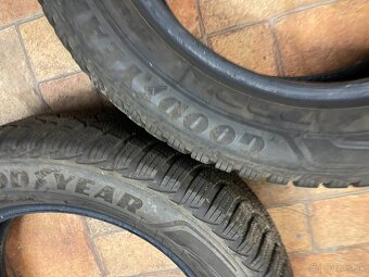 ZIMNE PNEU 205/60R16 98H good year ultragrip 9+ - 4