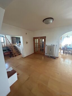 Priestranný rodinný dom -Hraň PREDAJ - 4