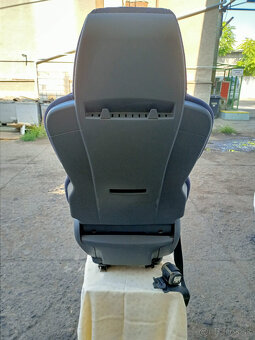 MAN TGA - TGX - TGS sedačka spolujezdce - 4