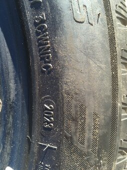 zimne pneumatiky 225/50R17 - 4