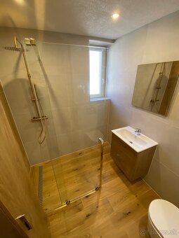 Kúpeľne, bytové jadrá - 4