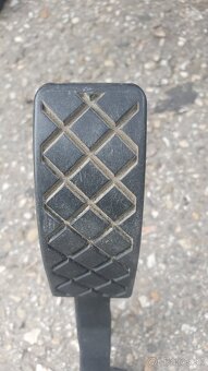 Plynový pedál VW group - 4