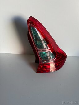 Zadné lampy Peugeot Citroen - 4