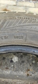 Celorocne pneumatiky 205/55 R16 - 4
