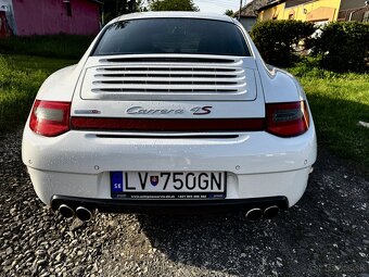 Porsche 911 - 4