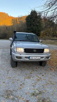 Toyota Land Cruiser 100 4.2 TD Luxor A/T - 4