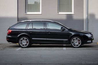 Škoda Superb Combi 3.6 FSI 4X4 Elegance - 4