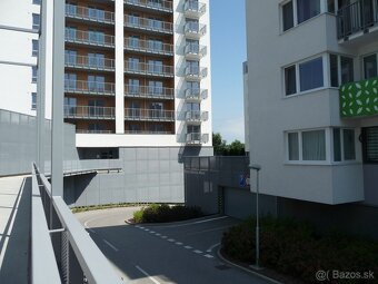 Prenájom garážového státia Dúbravka TAMMI 1 - 4