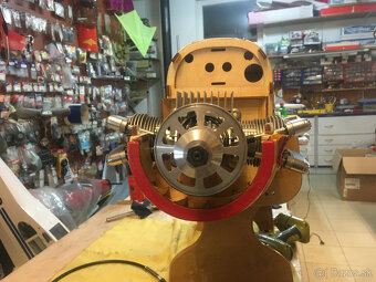 RC Hangar 9 Mustang P51 D - 4