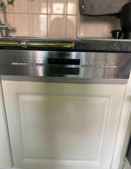 Venkovská vestavěná kuchyně se spotřebiči,5657 - 4