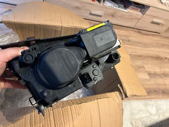 Predám xenónové svetla passat b5 - 4