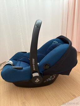Maxi-cosi autosedačka 40-75 cm Essential Blue vajíčko do aut - 4