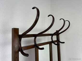 Vešiaková stena Thonet - 4