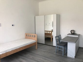 Prenájom garsónky - centrum - Taborisko - 4