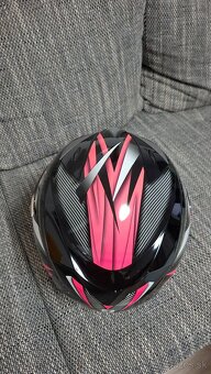 Predam helmu Shark - 4