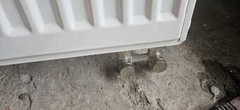 Radiator so spodnym napojenim - 4