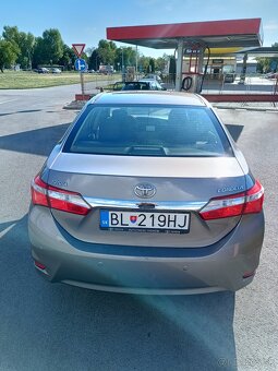 Predam TOYOTA COROLLA 1,4 SDN - 4