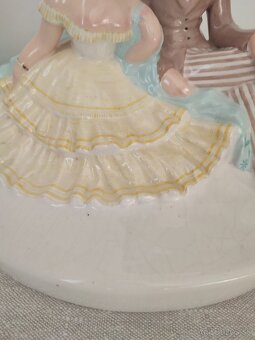 Bechyně keramická porcelánová soška pár 30 cm
- 4