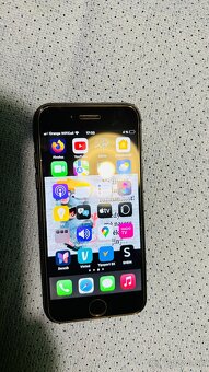 Iphone SE 2020 - 4