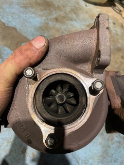 Turbo Kkk BV50 Borg Warner 3.0 tdi 171kw - 4