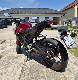 Honda CB125R - 4