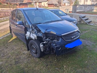 Predám Ford c-max - 4
