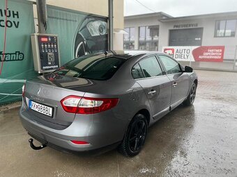 Renault Fluence 1.6 2012 - 4