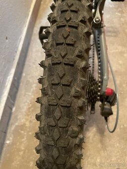Bicykel CUBE Acid 200 20 palcove kolesa - 4