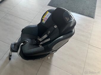 Detská autosedačka Brtiax Römer dualfix M isize p - 4