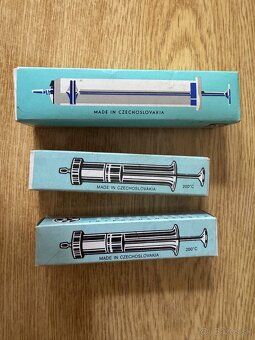 retro sklenené injekčné striekačky CHIRANA – 1 ml a 5 ml - 4