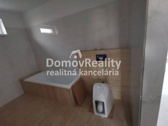 NA PREDAJ NOVOSTAVBA BOŠANY - 4