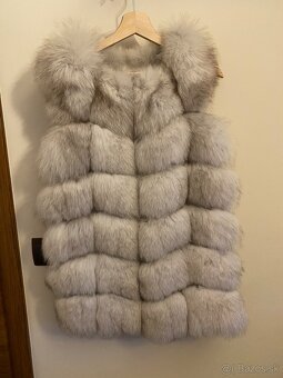 Krásna dámska vesta - 4